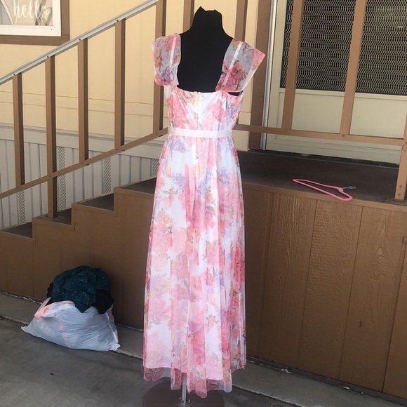 Gorgeous Flowing Long Designer Dress by Lovely Grace - Picture 4 of 15